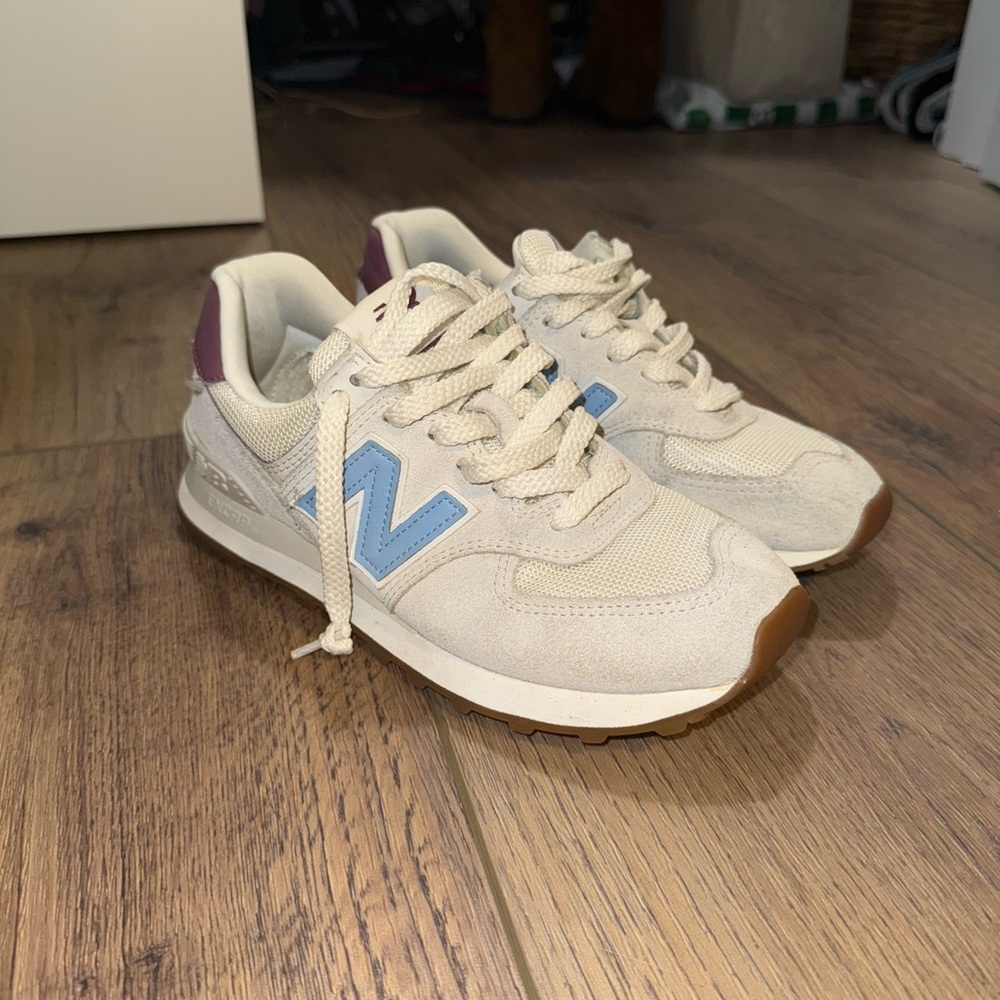 New Balance Women's Beige and Light Blue Sneakers